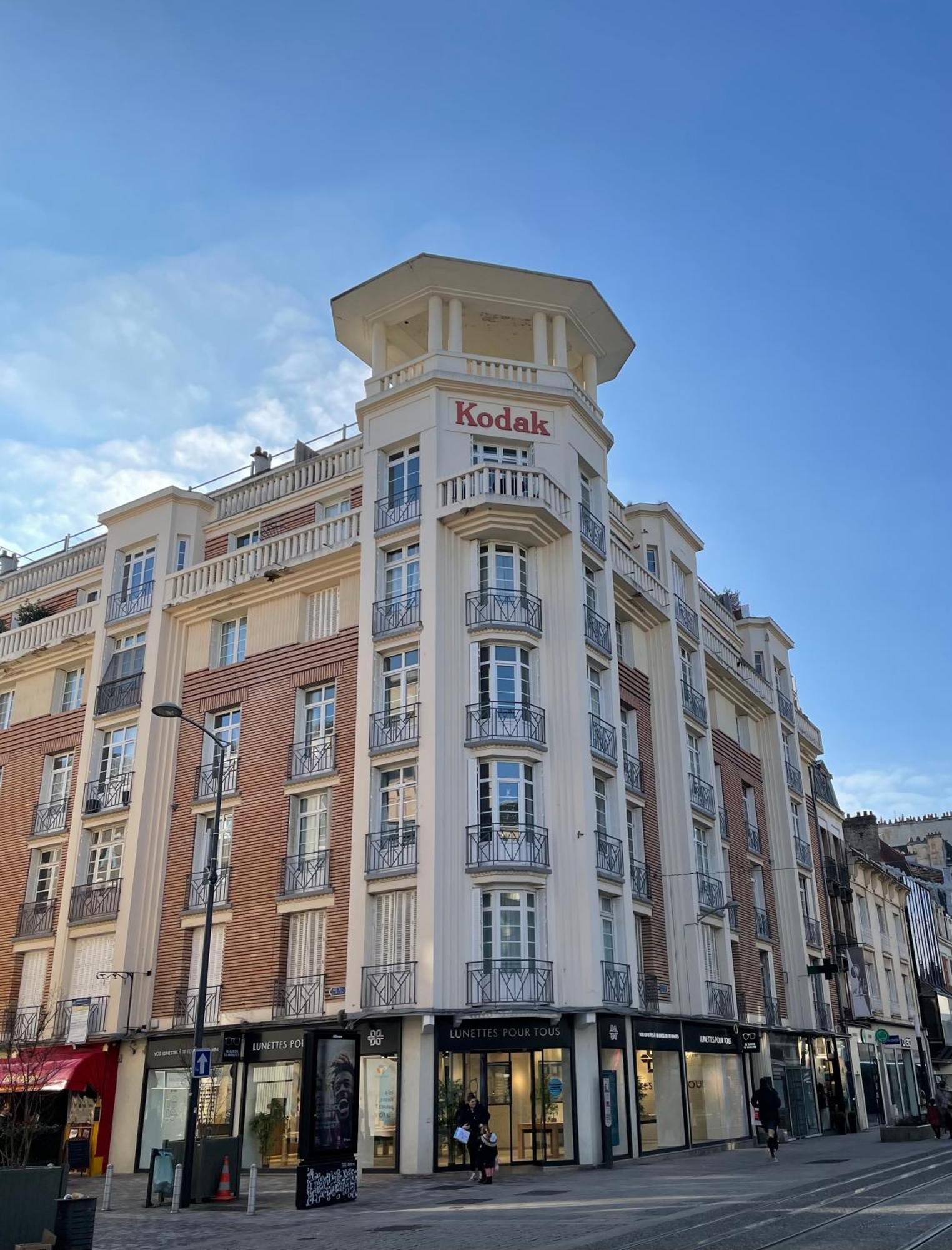 Clovis Reims Exterior foto
